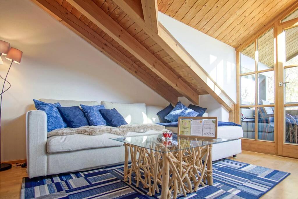 Luxury Living Near Weissensee +Balcony +Netflix Füssen Dış mekan fotoğraf